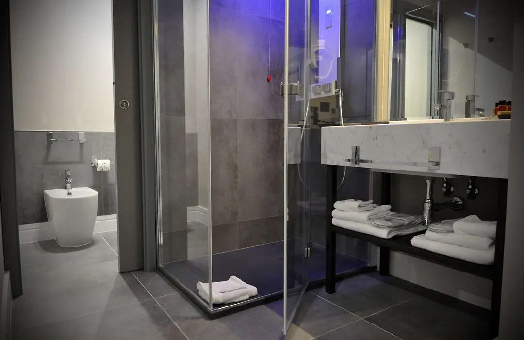 Place 24 Suites & Wellness-1